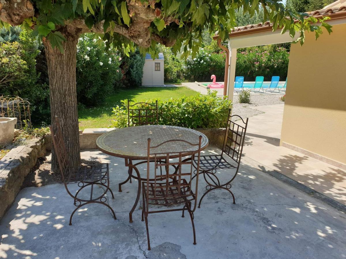 La villa provençale Sarrians Esterno foto
