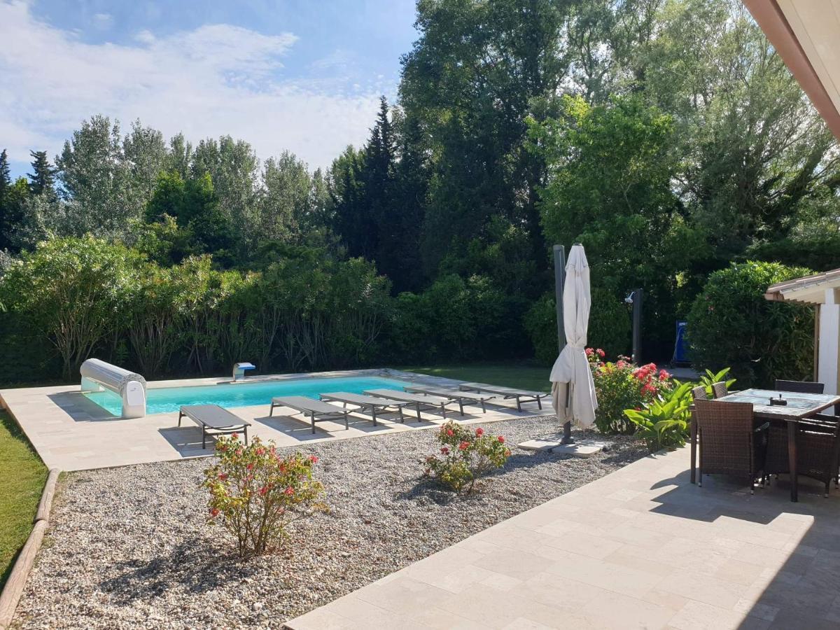 La villa provençale Sarrians Esterno foto