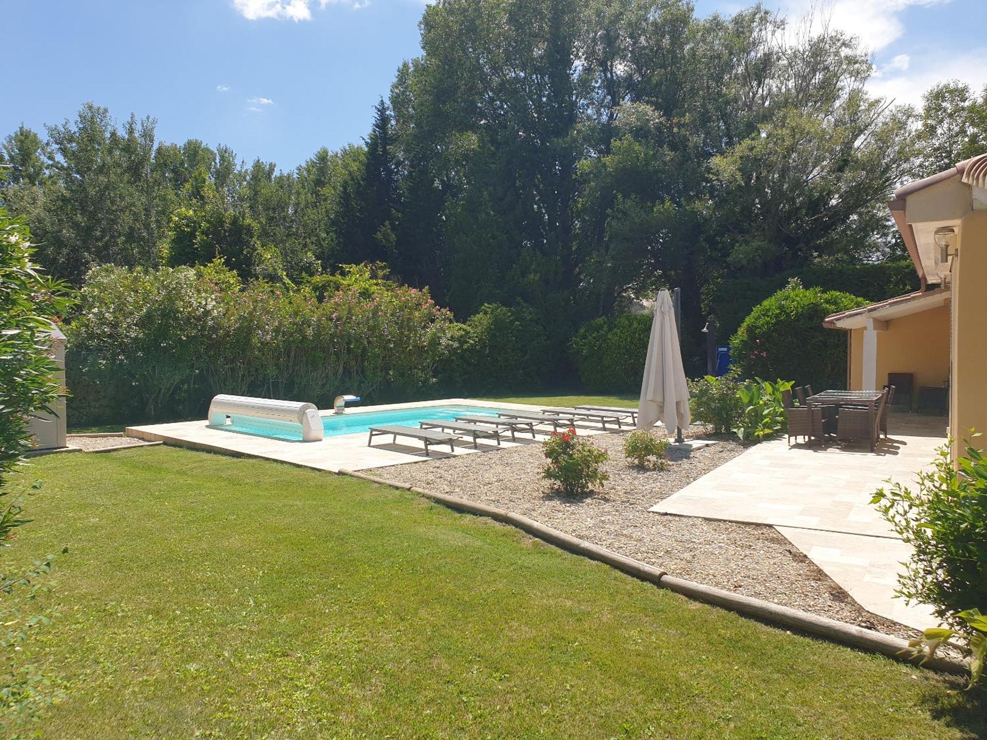 La villa provençale Sarrians Esterno foto